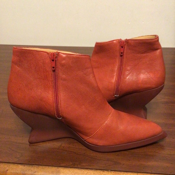 JOHN FLUEVOG RED LEATHER ANKLE BOOT SZ 10 - Picture 5 of 14